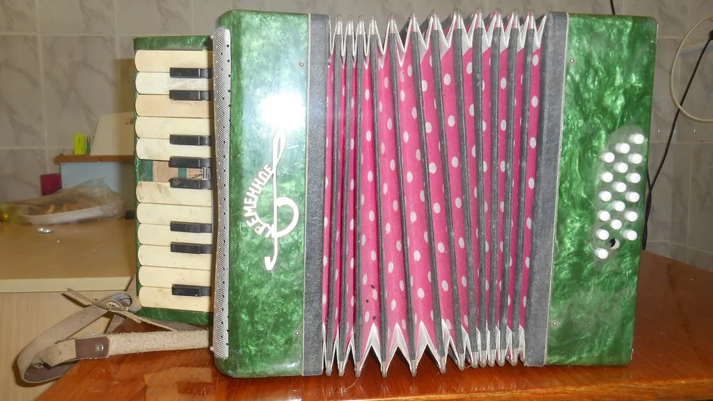 1 (86)